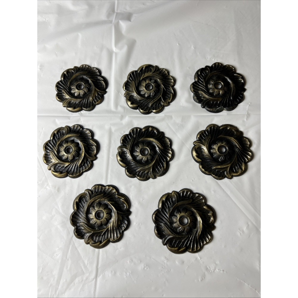 Lot Of 8 Vintage Metal Floral Rosettes Furniture Hardware Pieces - Picture 2 of 7